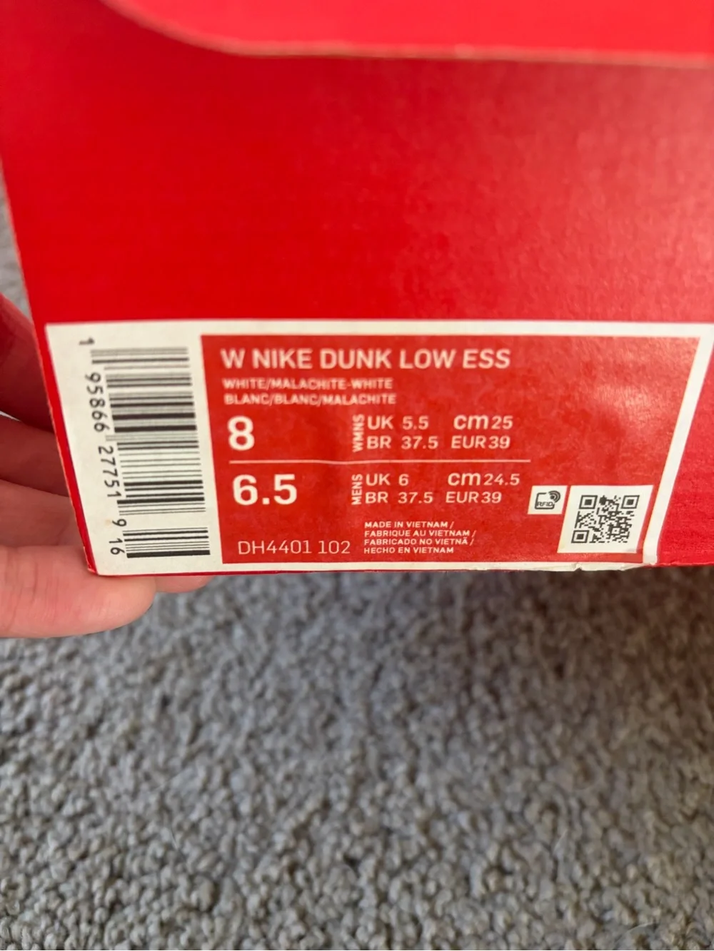 Nike Dunk Low Green White Paisley Accent